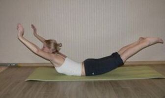 Gimnasia para el tratamiento de la osteocratis de la columna lumbar