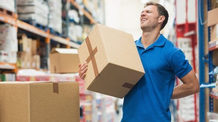 dolor de espalda al levantar pesas